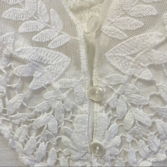 ANTHROPOLOGIE Deletta Linen Top with Lace - Picture 4 of 11